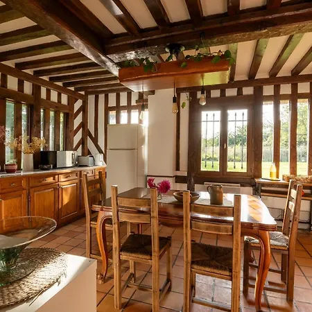Holiday home Maisons Pommes Ablon