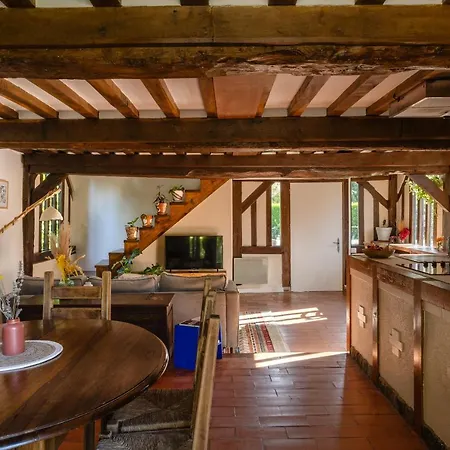 Holiday home Maisons Pommes Ablon