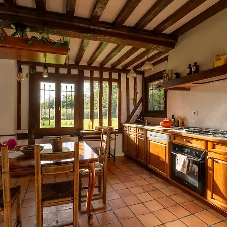 Holiday home Maisons Pommes