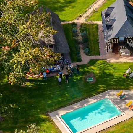 Holiday home Maisons Pommes